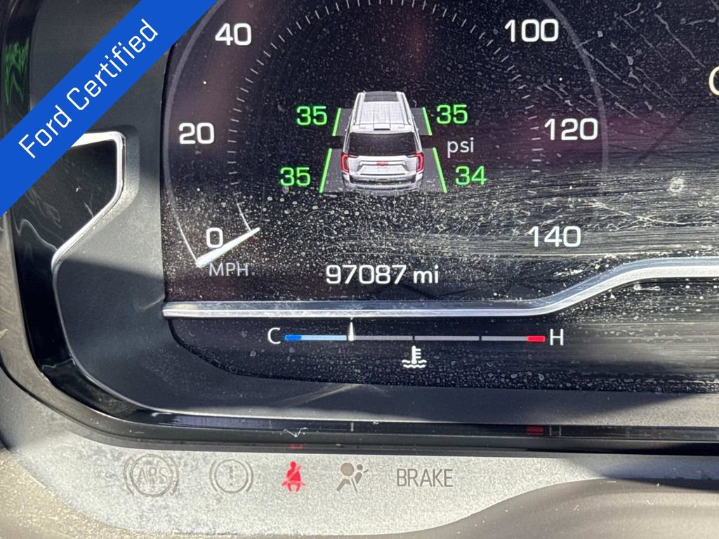 Used 2022 GMC Yukon XL Denali image 2