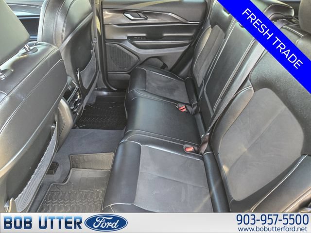 Used 2023 Jeep Grand Cherokee Altitude AWD/4WD image 28