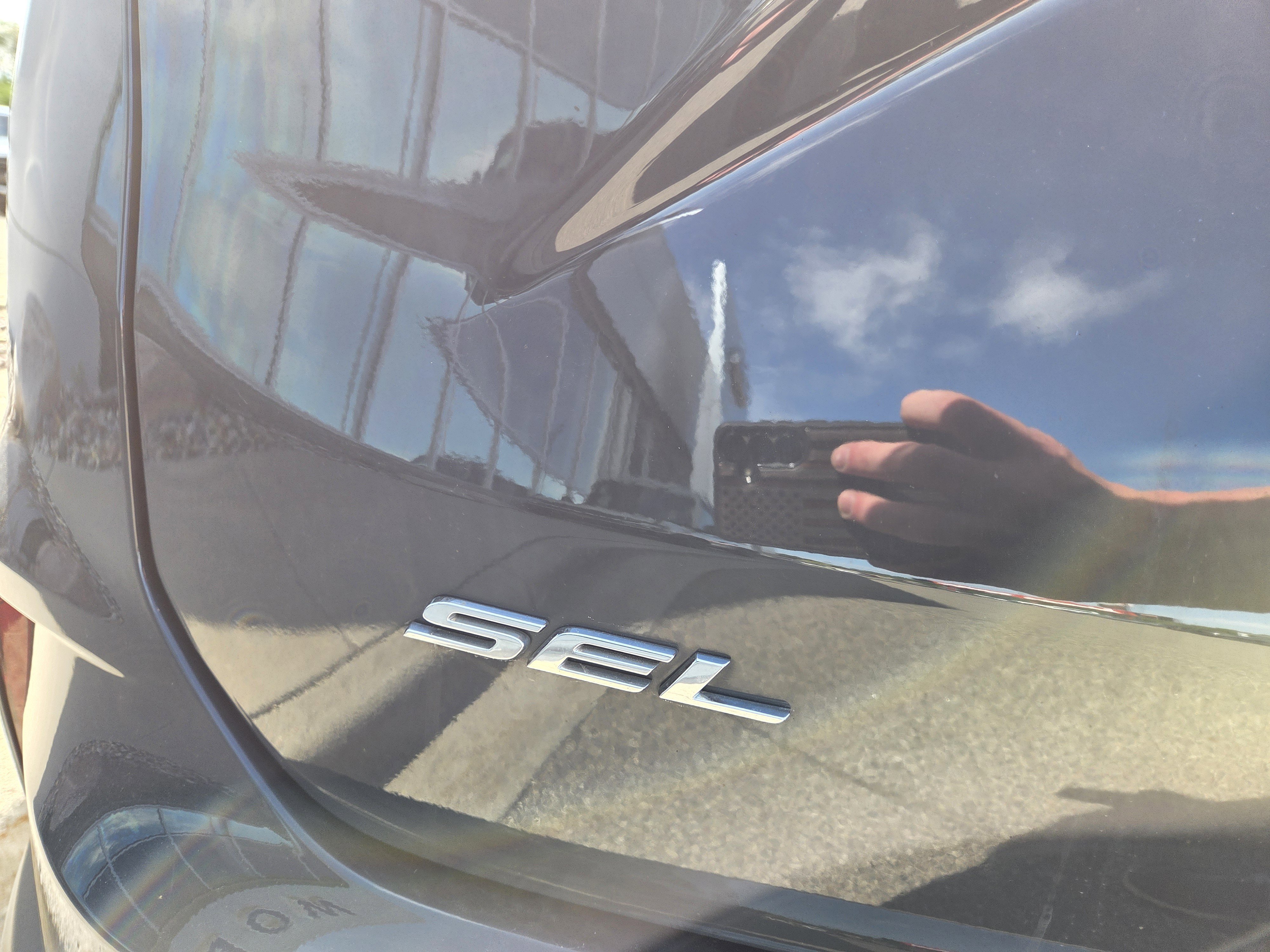 Certified 2021 Ford Edge SEL w/ Convenience Package AWD/4WD image 7