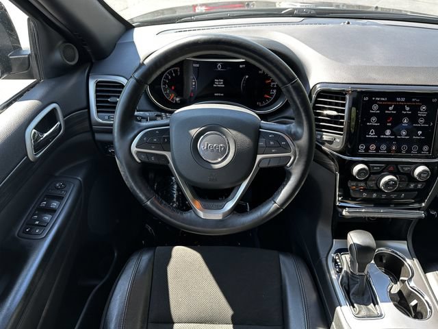 Used 2022 Jeep Grand Cherokee Laredo X AWD/4WD image 14
