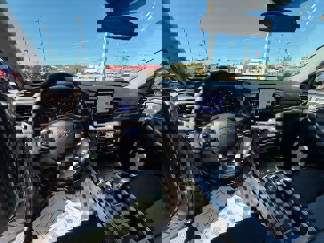 Certified 2023 Ford Explorer XLT w/ Equipment Group 202A image 14