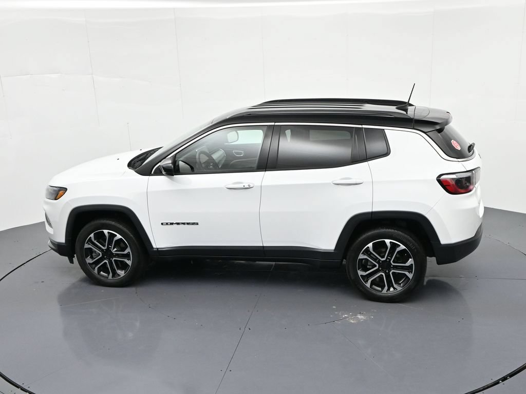 Used 2023 Jeep Compass Limited AWD/4WD image 20