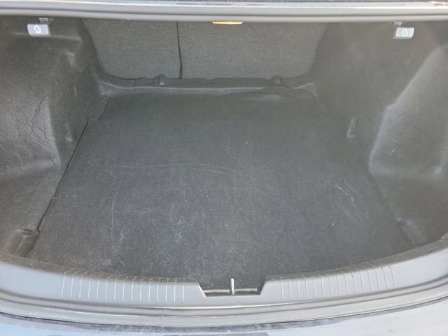 Used 2023 Chevrolet Malibu LT image 30