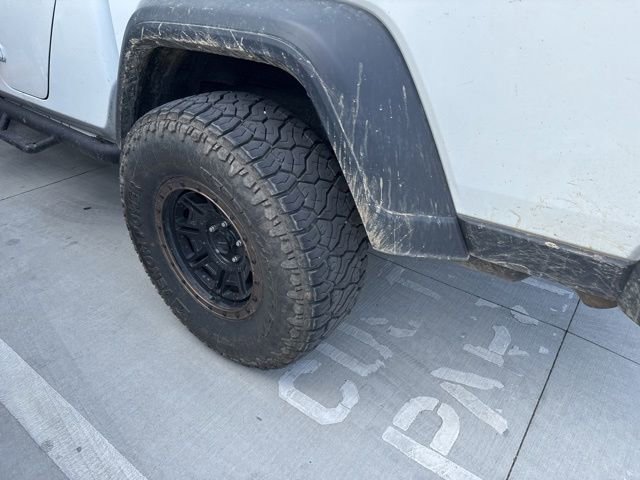 Used 2020 Jeep Gladiator Sport AWD/4WD image 21