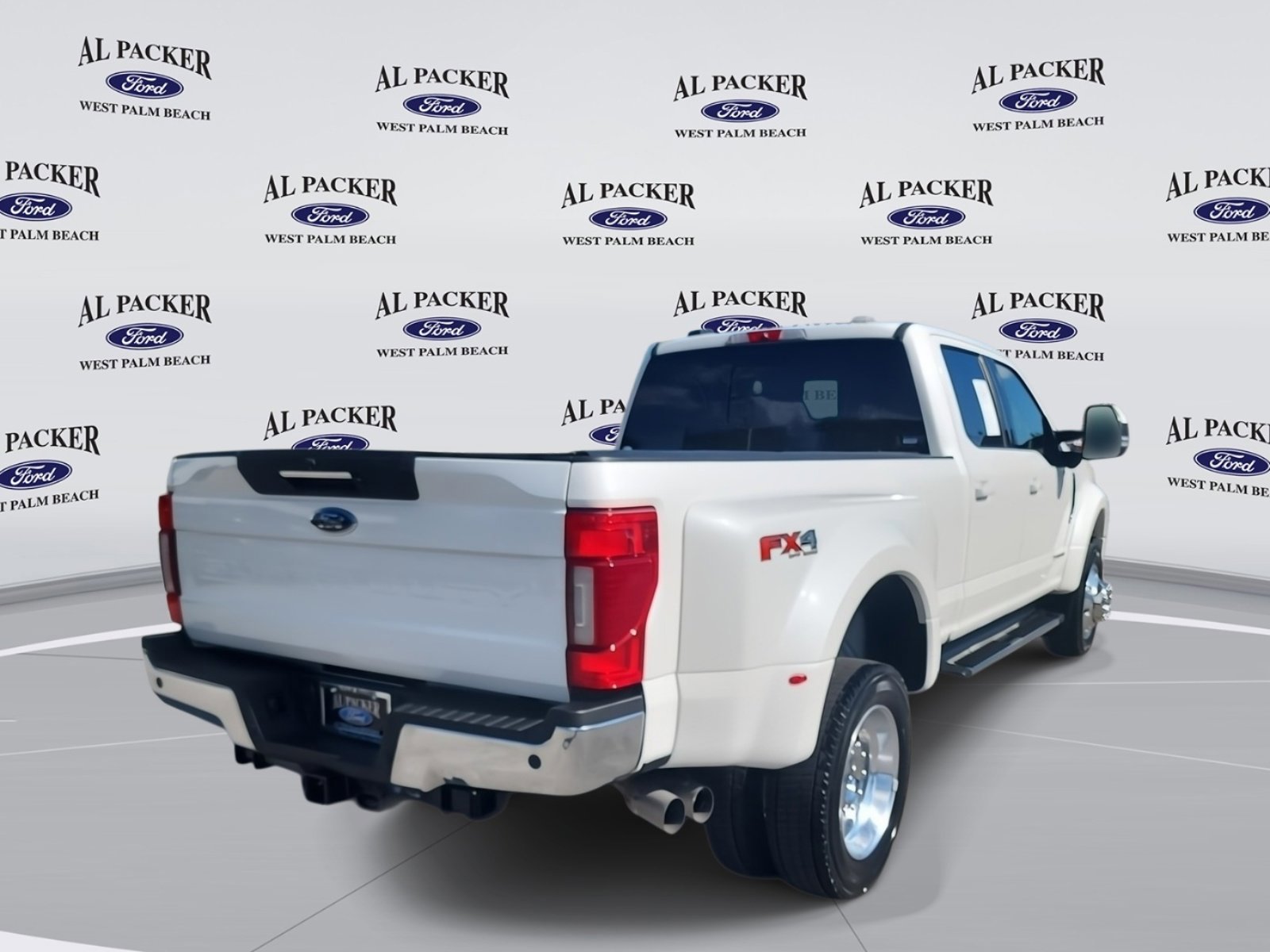 Certified 2020 Ford F450 Lariat w/ Lariat Ultimate Package image 5