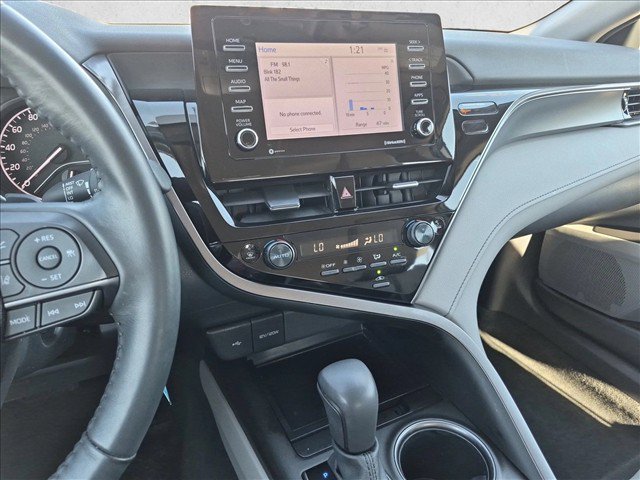 Used 2024 Toyota Camry SE AWD/4WD image 14