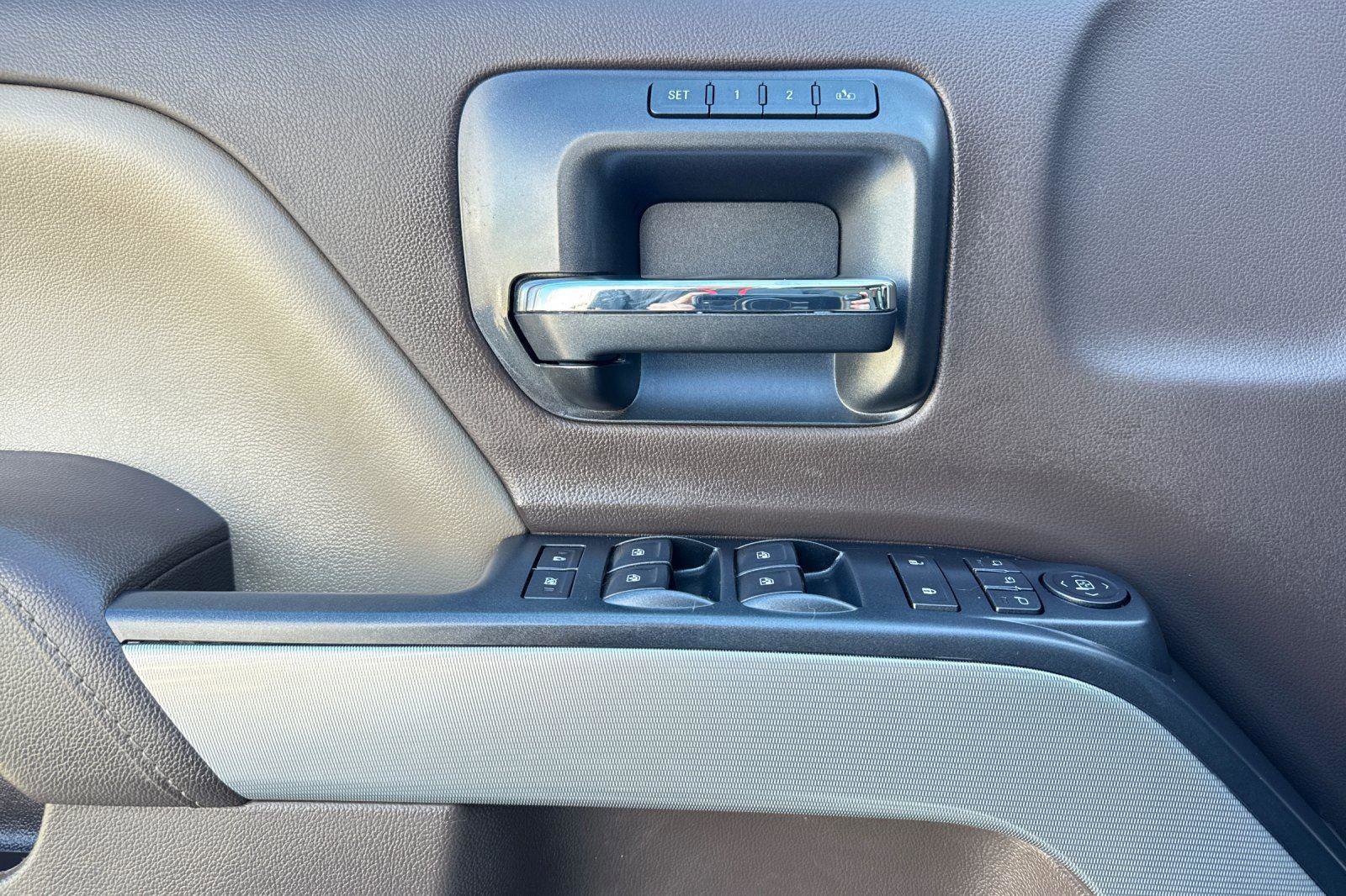 Used 2017 Chevrolet Silverado 1500 LTZ Z71 w/ LTZ Plus Package image 16