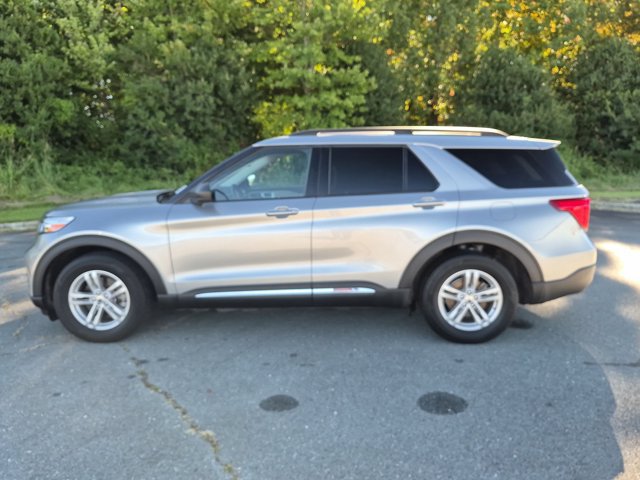 Certified 2023 Ford Explorer XLT w/ Equipment Group 202A RWD image 7