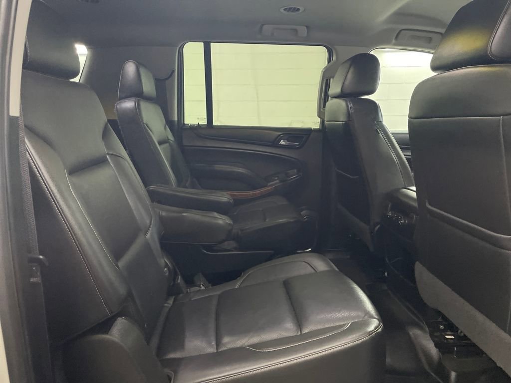 Used 2018 Chevrolet Suburban Premier image 29