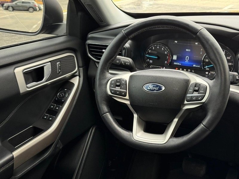 Certified 2023 Ford Explorer XLT image 14