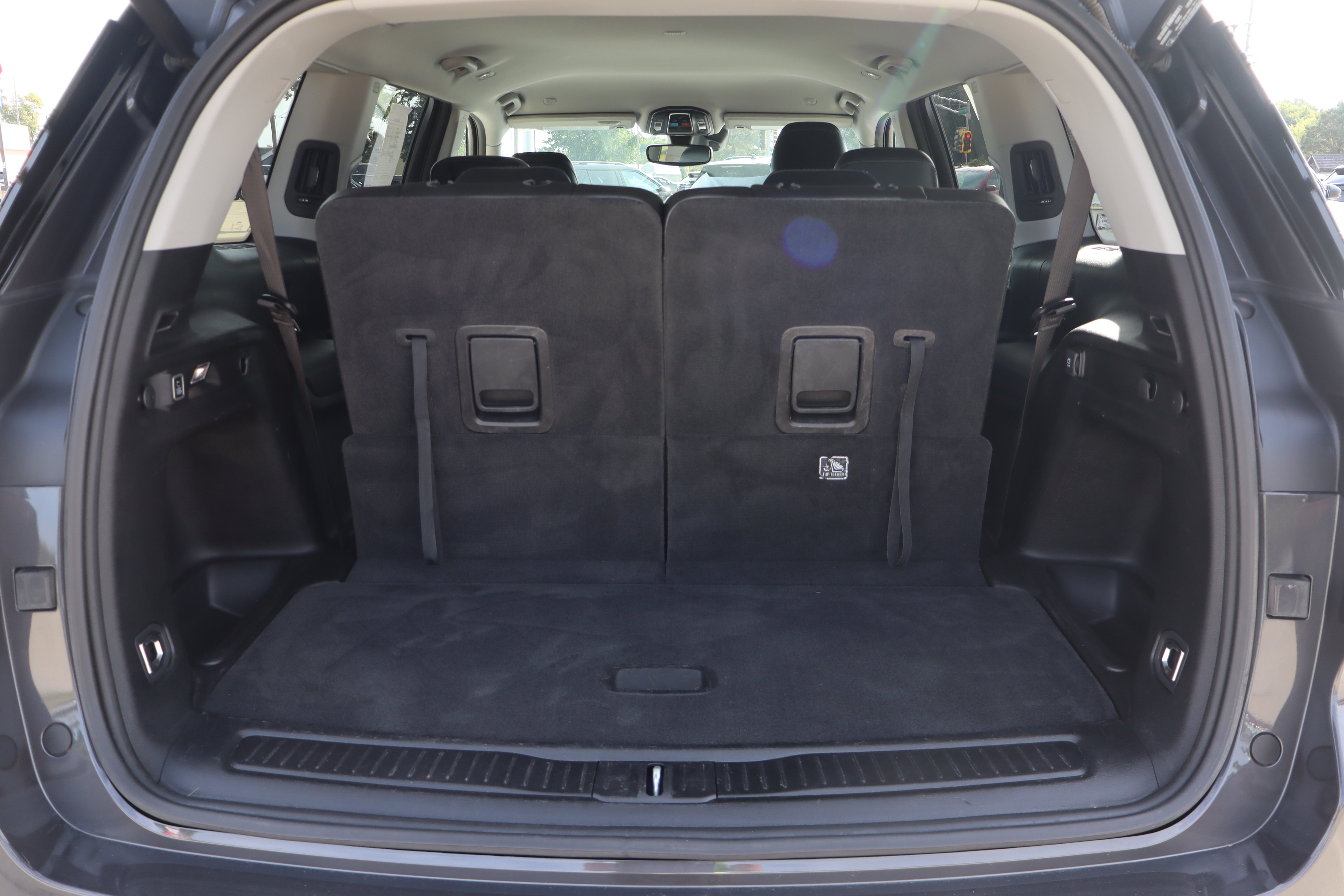 Used 2021 Jeep Grand Cherokee L Limited AWD/4WD image 32