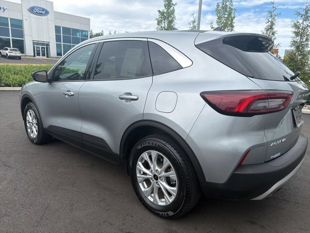 Certified 2024 Ford Escape Active AWD/4WD image 4