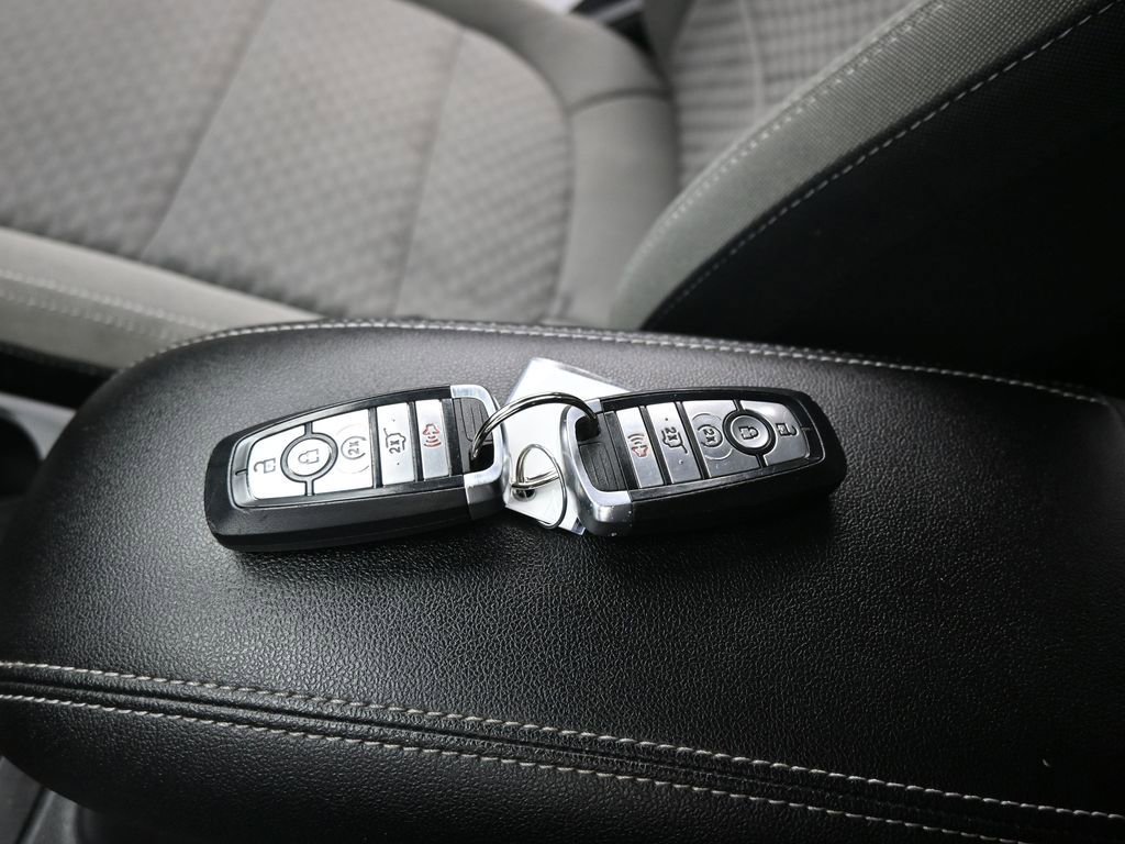 Certified 2022 Ford Escape SE w/ Convenience Package image 17