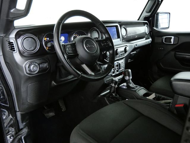 Used 2021 Jeep Wrangler Unlimited Sport image 16