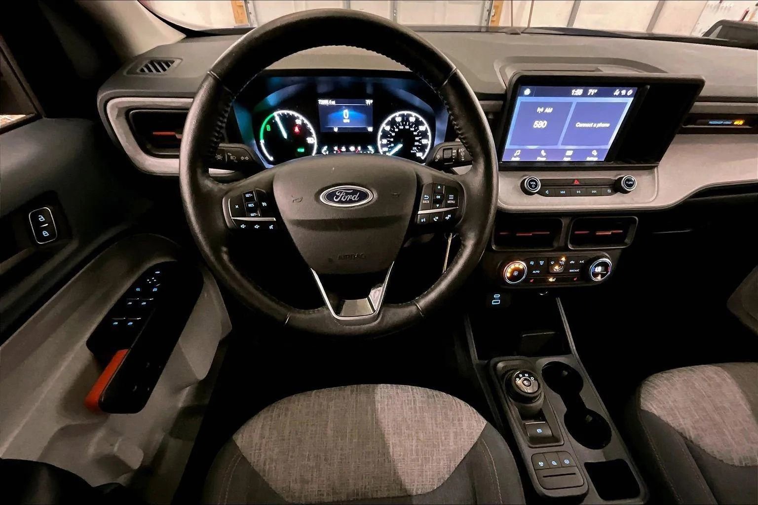 Certified 2022 Ford Maverick XLT w/ XLT Luxury Package image 5