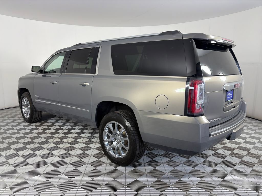 Used 2019 GMC Yukon XL Denali w/ Open Road Package AWD/4WD image 5