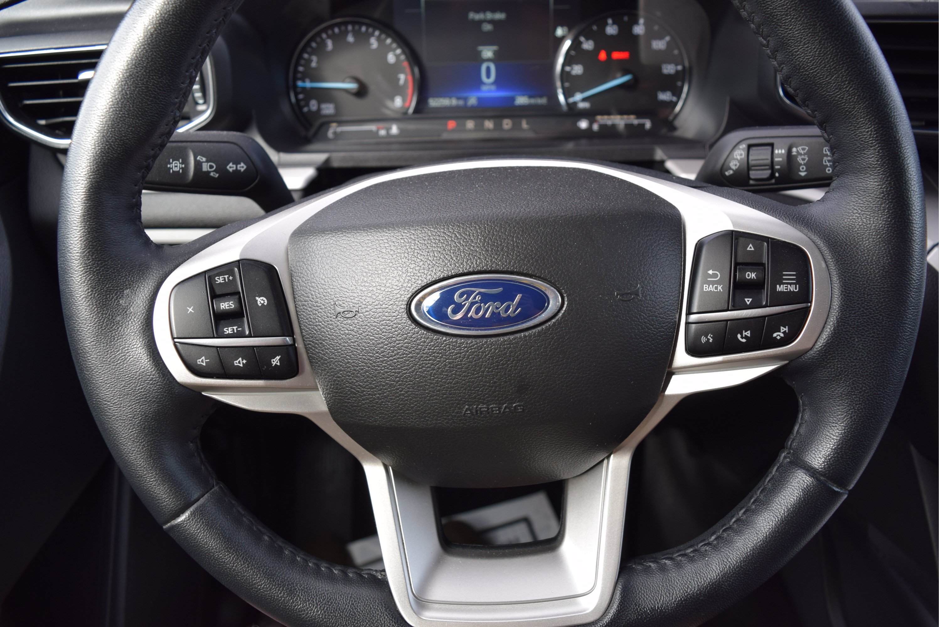Certified 2023 Ford Explorer XLT w/ Equipment Group 202A AWD/4WD image 11