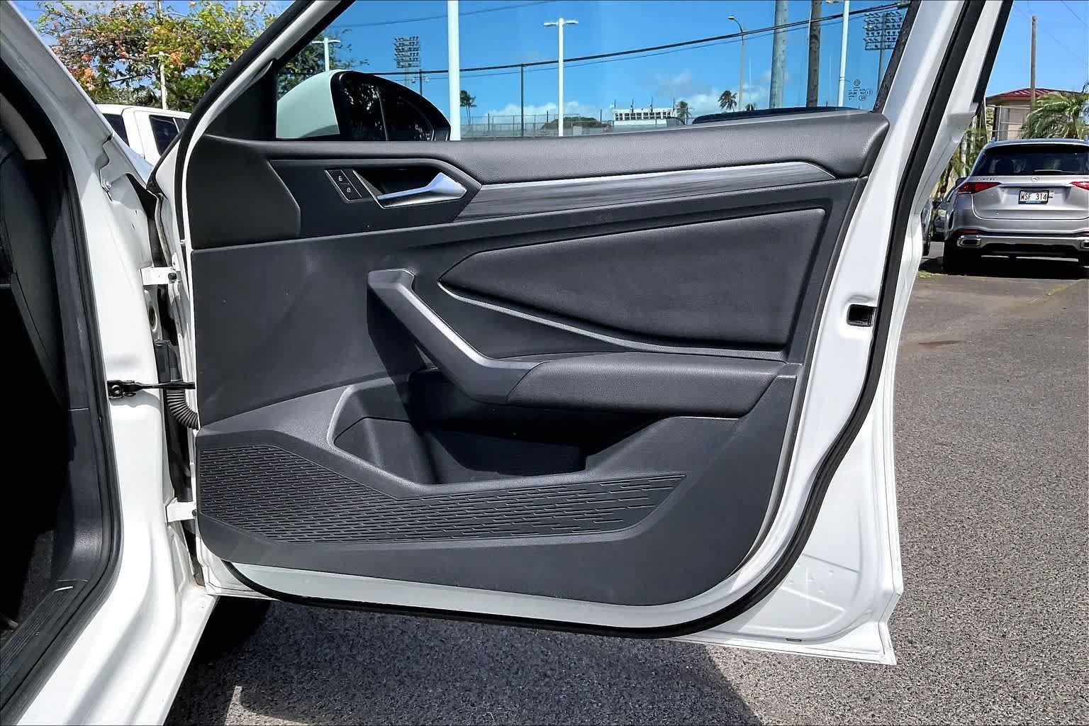 Used 2019 Volkswagen Jetta SEL FWD image 28