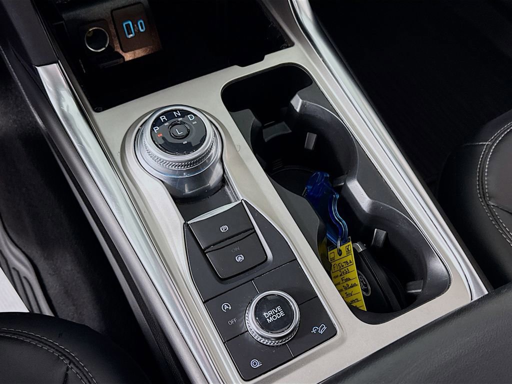 Certified 2023 Ford Explorer XLT w/ Equipment Group 202A image 19