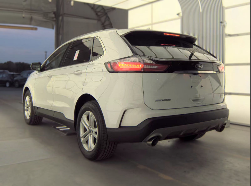 Certified 2020 Ford Edge SEL FWD image 4