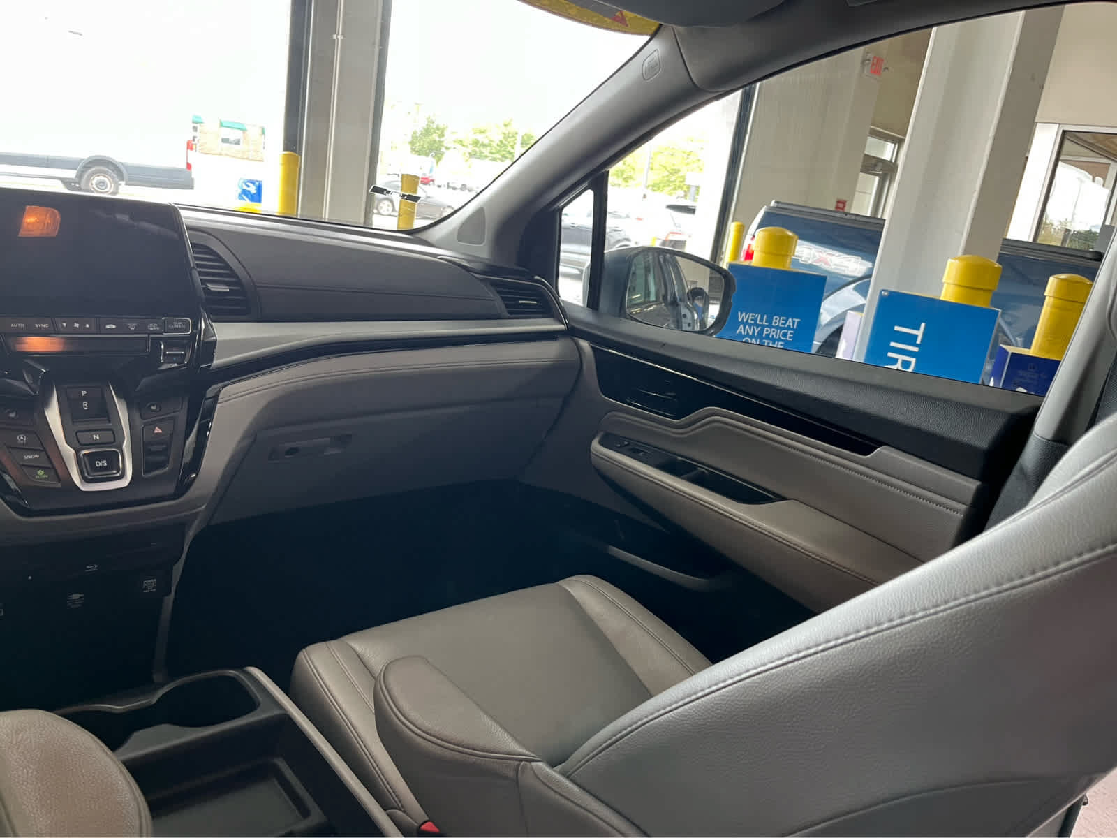 Used 2021 Honda Odyssey Touring image 12