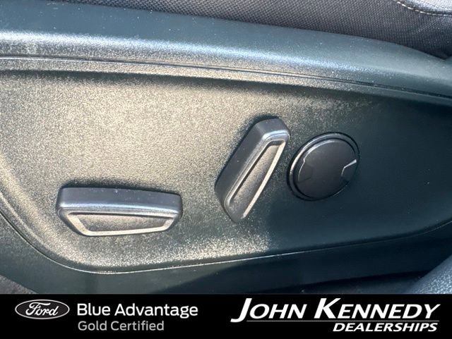 Certified 2022 Ford Escape SE w/ SE Sport Appearance Package AWD/4WD image 8