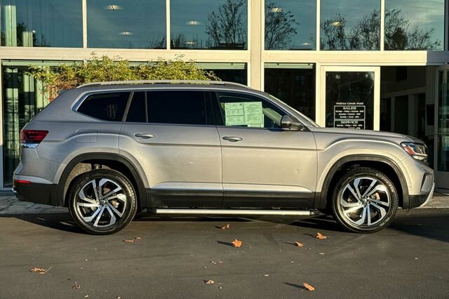 Used 2021 Volkswagen Atlas SEL Premium AWD/4WD image 3