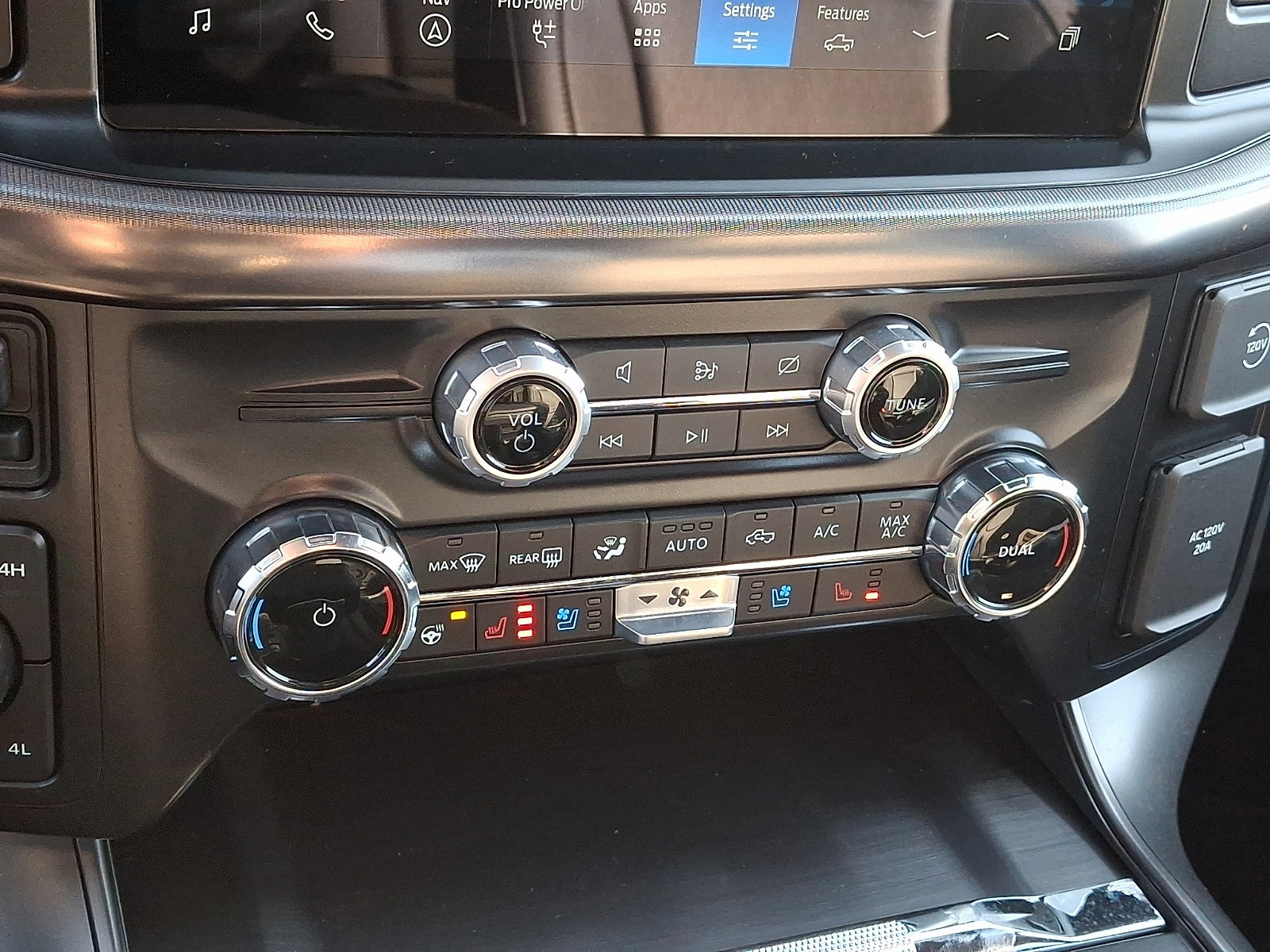 Certified 2024 Ford F150 Lariat w/ Equipment Group 502A High image 22