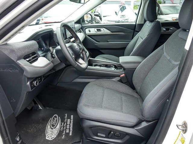 Certified 2025 Ford Explorer Active AWD/4WD image 13