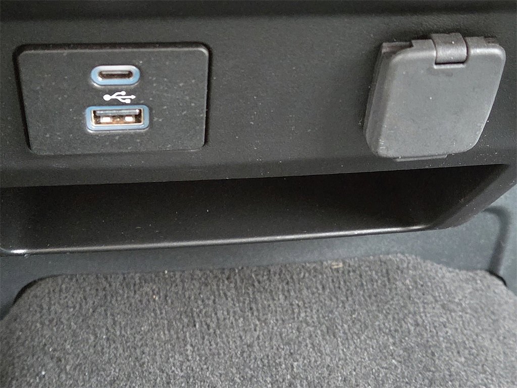 Certified 2022 Ford F250 XL w/ STX Appearance Package image 28