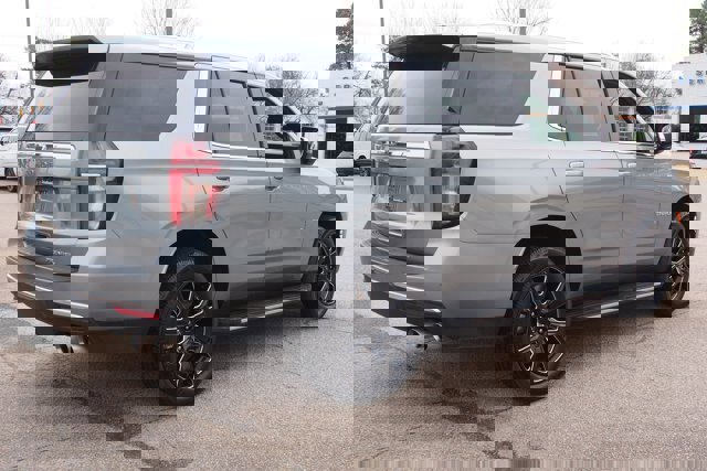 Used 2023 Chevrolet Tahoe Premier image 5