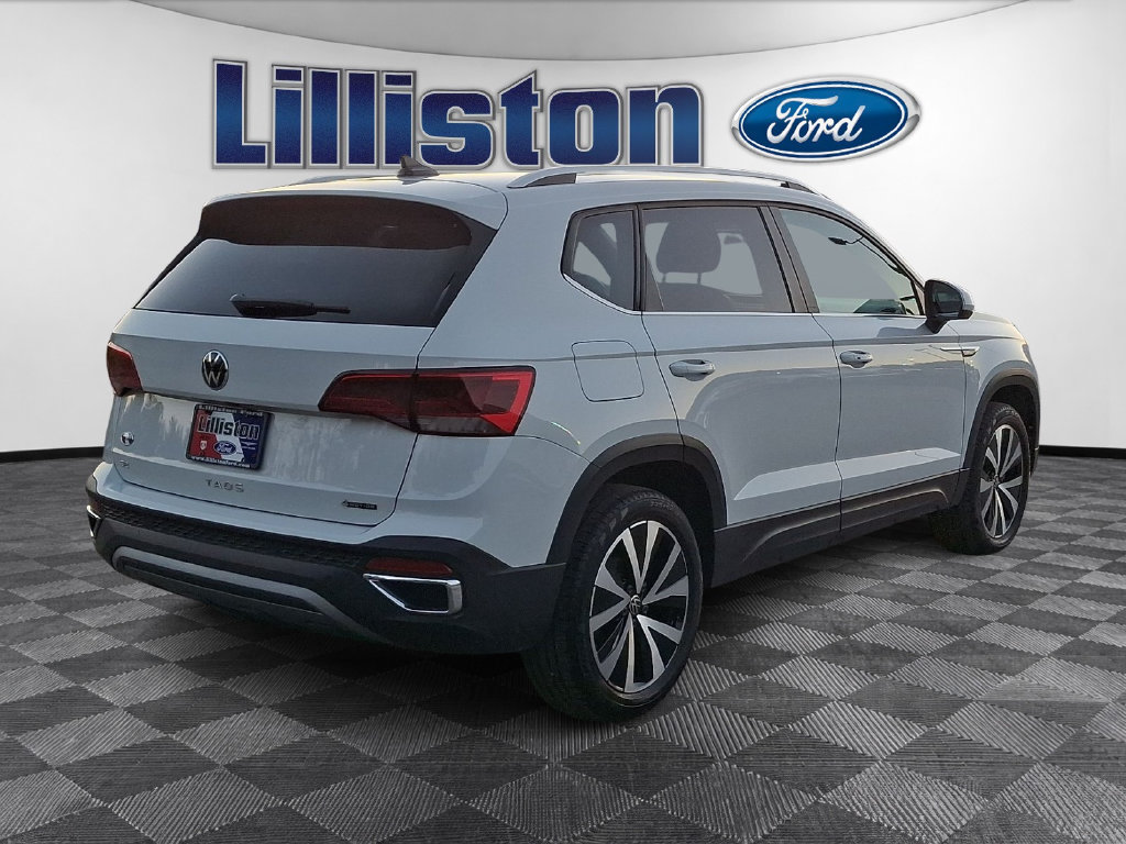 Used 2022 Volkswagen Taos SE AWD/4WD image 4