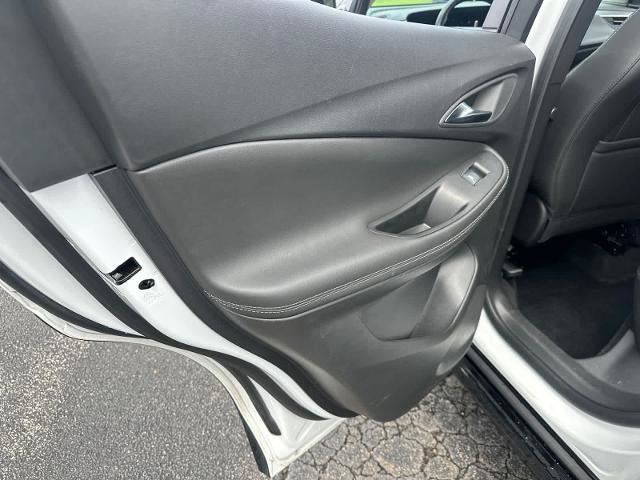Used 2024 Buick Encore GX Sport Touring w/ Comfort Package FWD image 27