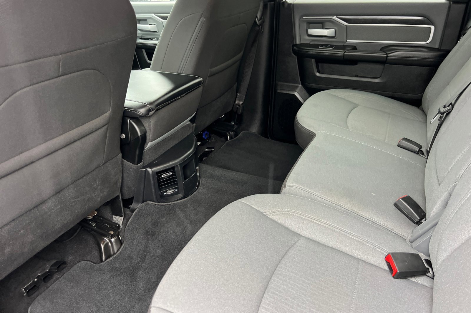 Used 2023 RAM 2500 Big Horn w/ Level 1 Equipment Group image 12