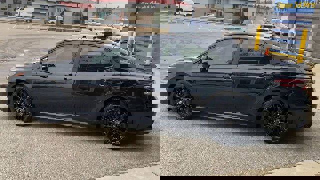 Used 2022 Toyota Camry SE image 7