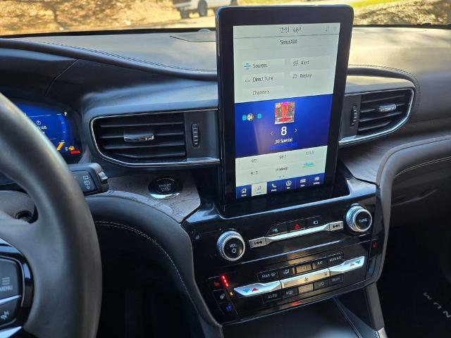 Certified 2022 Ford Explorer Platinum w/ Equipment Group 601A image 30