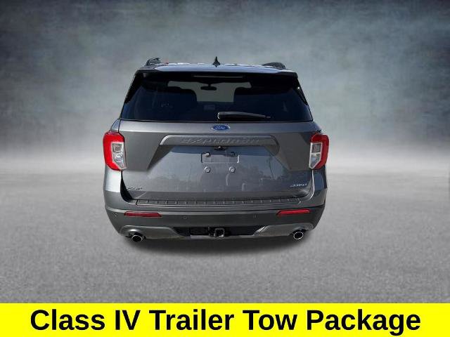Certified 2023 Ford Explorer XLT w/ Equipment Group 202A AWD/4WD image 4