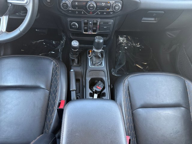 Used 2023 Jeep Gladiator Overland AWD/4WD image 5