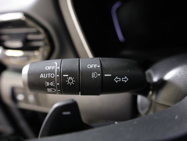 Used 2024 Honda Pilot Touring image 29