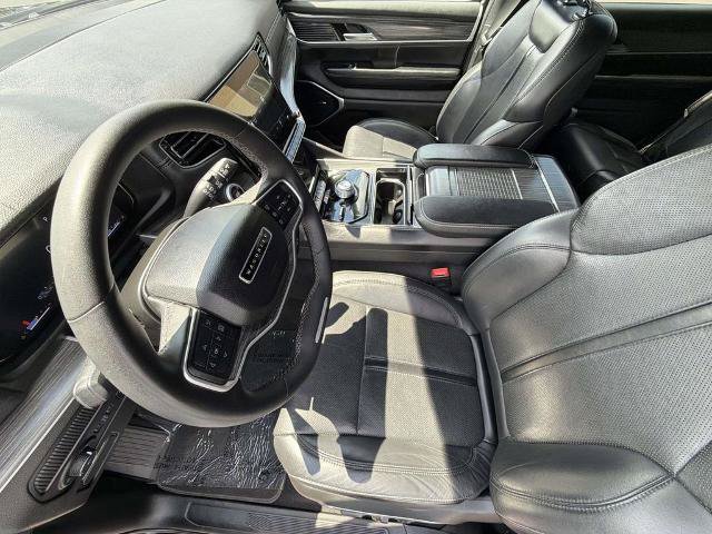 Used 2024 Jeep Wagoneer Series II w/ Flexible Seating Group AWD/4WD image 10
