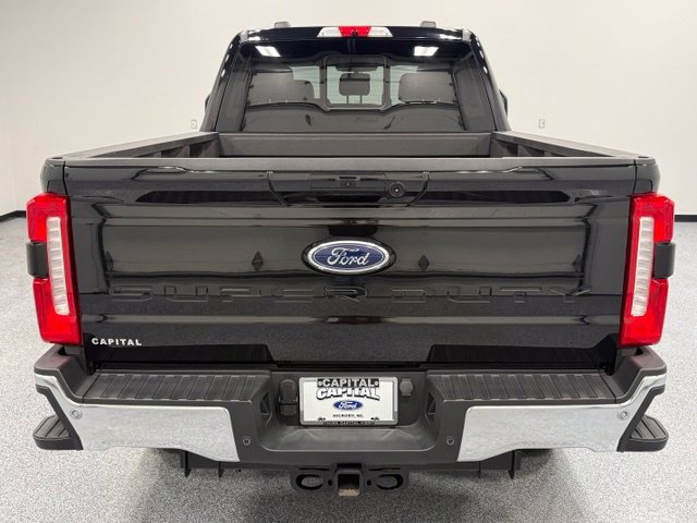 Certified 2025 Ford F250 Lariat w/ Lariat Ultimate Package AWD/4WD image 11
