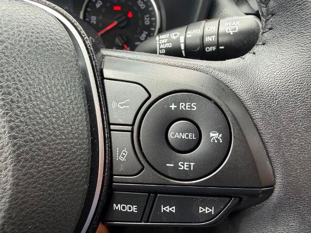 Used 2020 Toyota RAV4 XLE Premium AWD/4WD image 14
