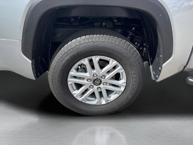 Used 2026 Toyota Tundra SR5 w/ SR5 Premium Package AWD/4WD image 23