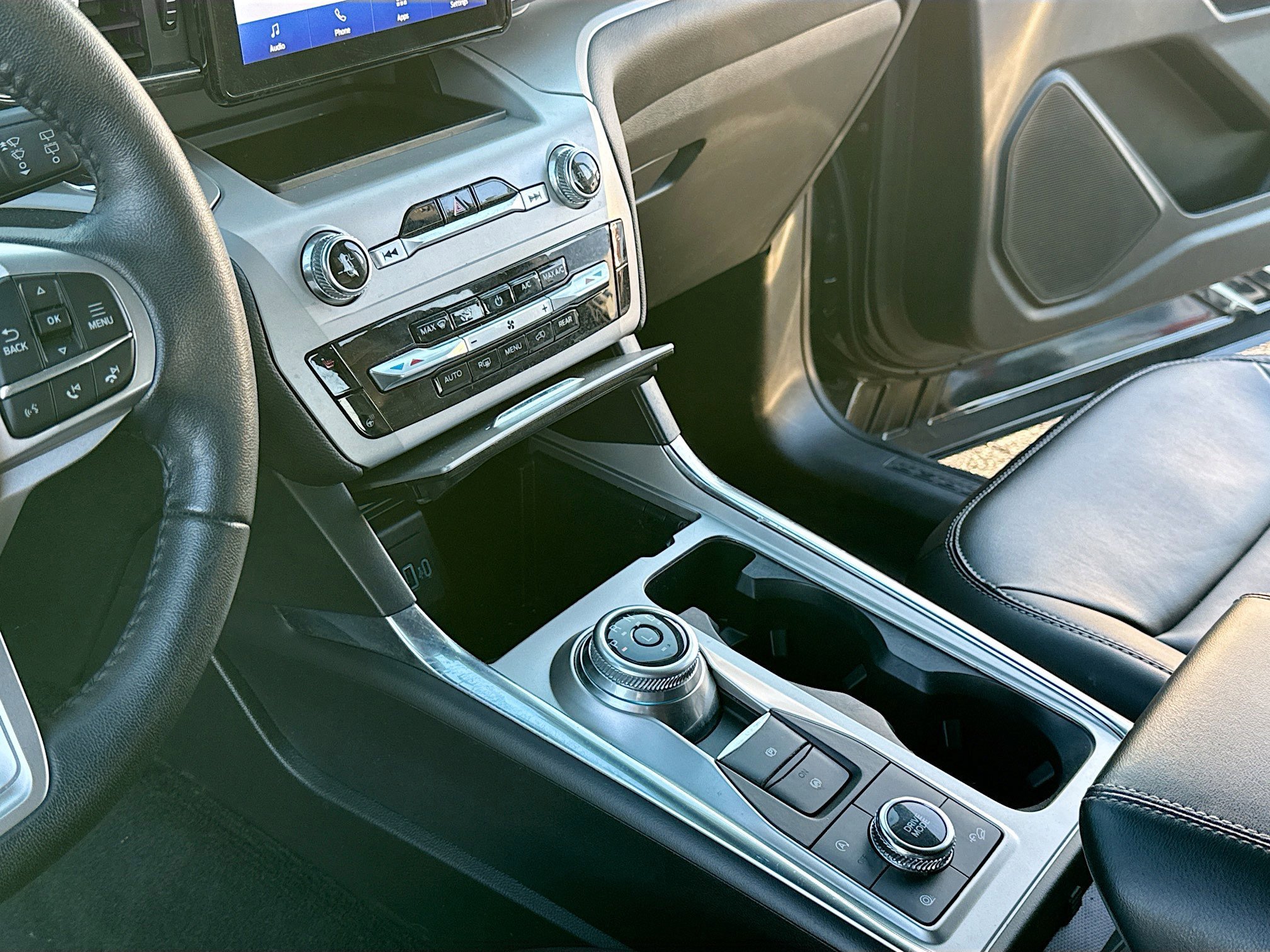 Certified 2023 Ford Explorer XLT w/ Equipment Group 202A image 14