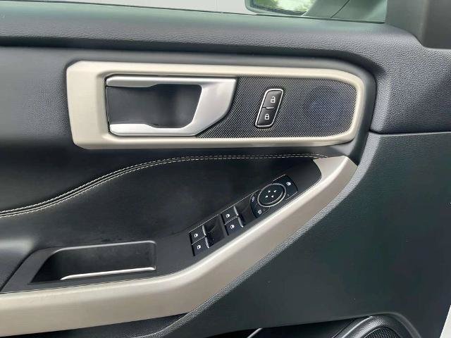 Certified 2023 Ford Explorer XLT AWD/4WD image 19