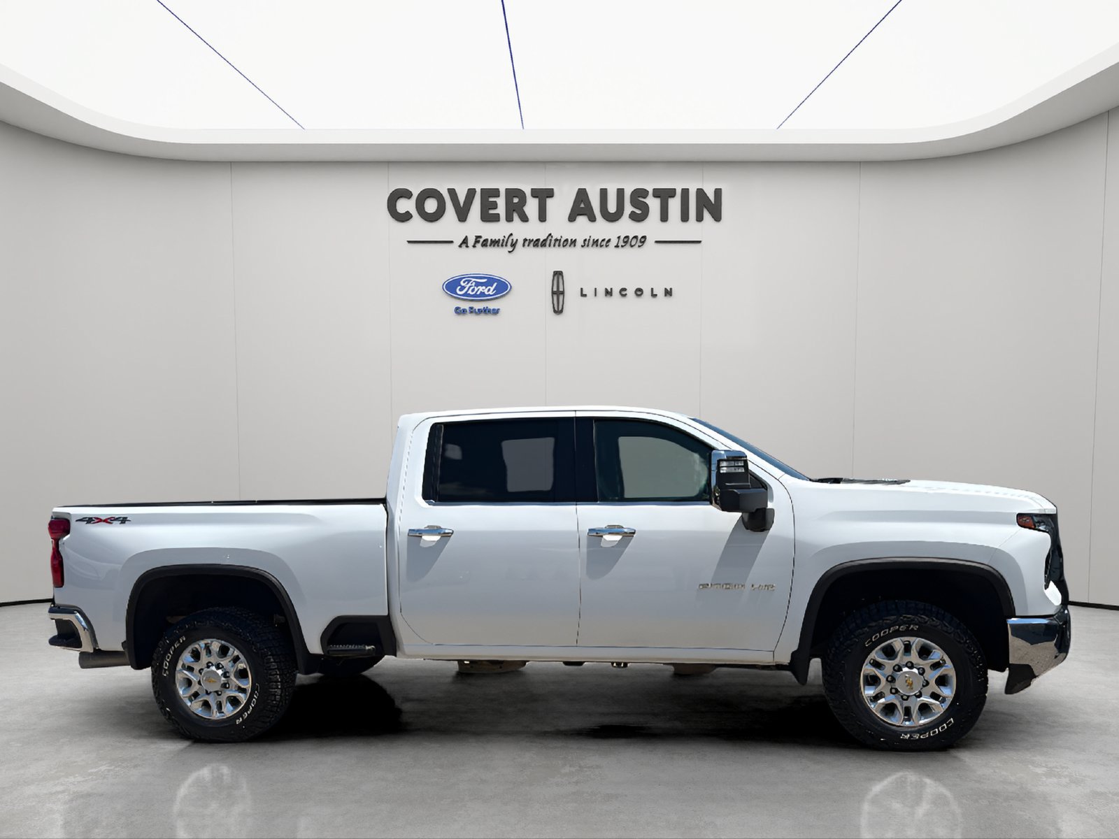 Used 2024 Chevrolet Silverado 2500 LTZ AWD/4WD image 6