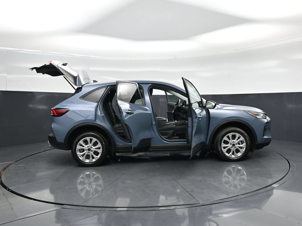 Certified 2025 Ford Escape Active AWD/4WD image 5