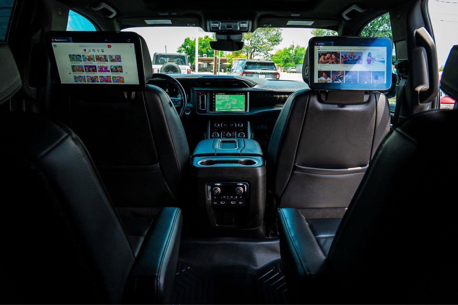 Used 2024 GMC Yukon Denali w/ Advanced Technology Package AWD/4WD image 33