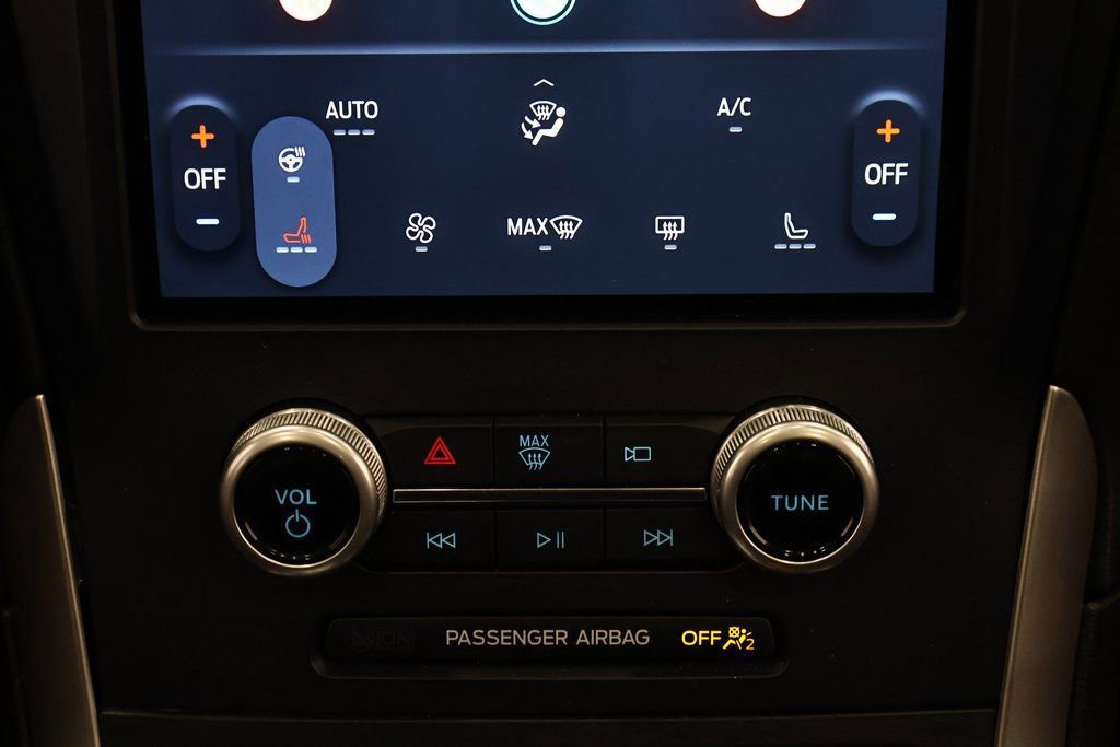 Certified 2023 Ford Edge ST-Line image 34