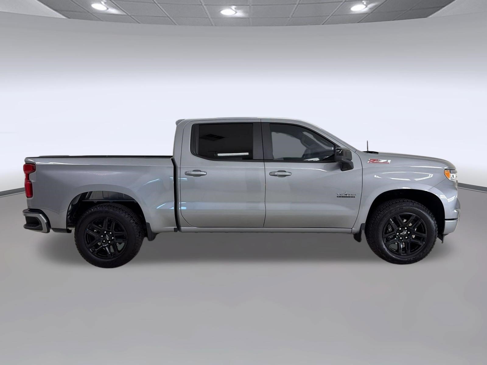 Used 2025 Chevrolet Silverado 1500 RST w/ Texas Edition Plus AWD/4WD image 8